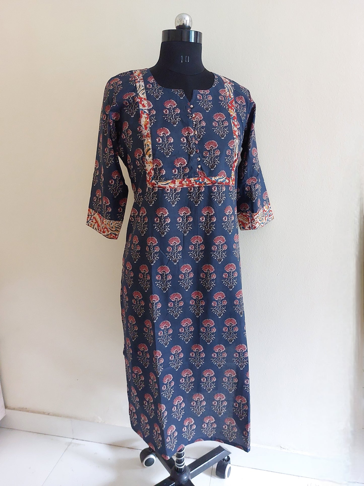 Blue Floral Printed Kurta