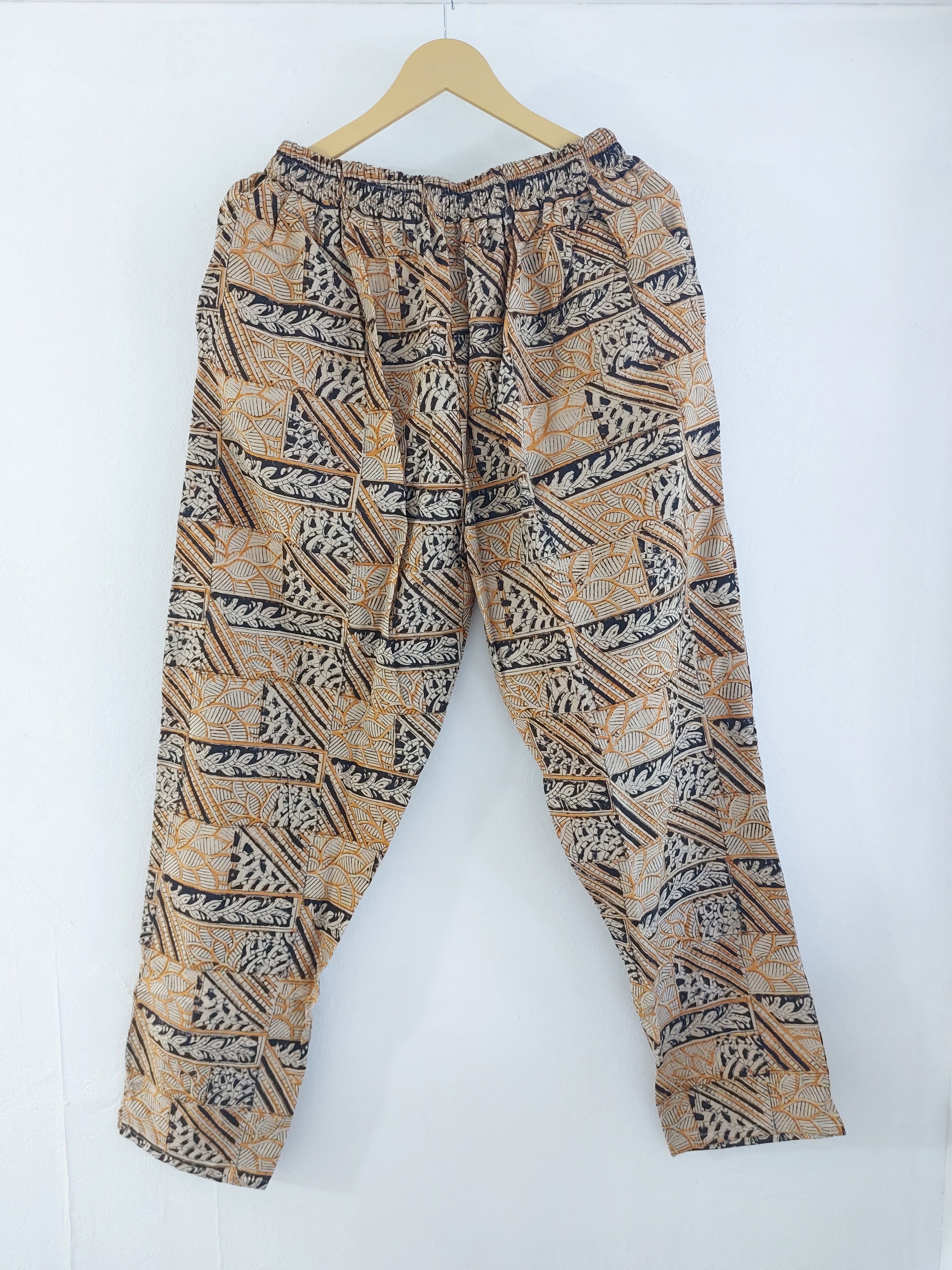 Yellow Kalamkari Straight Pants – KotiSutra