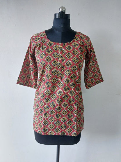 Maroon Butti Short Kurti