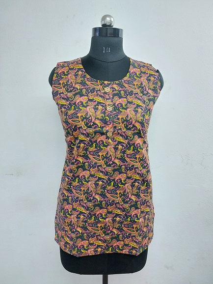 Black Paisely Sleeveless Kurti