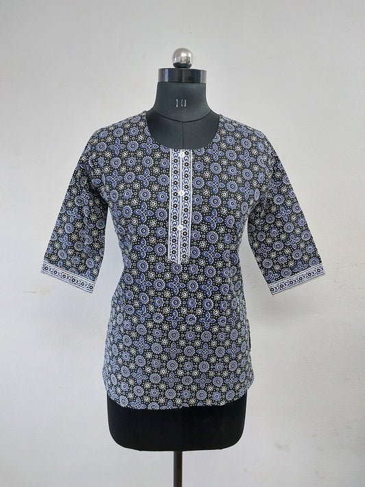 Black Butti Short Kurti