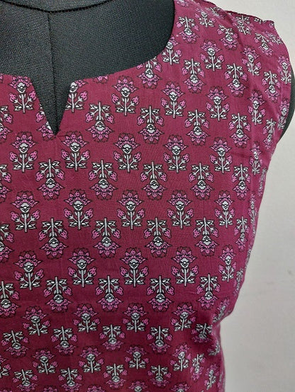 Magenta Floral Sleeveless Kurti