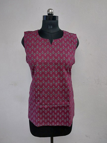 Magenta Floral Sleeveless Kurti